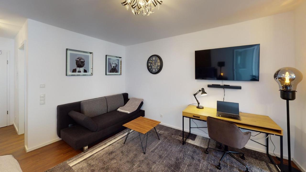 Sweethome - Business-Apartment Mit Kueche Und Terrasse, Netflix, Stellplatz Herzogenaurach Esterno foto